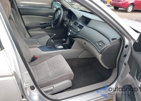 2009 Honda Accord 2.4 Lx из США, поврежденный, VIN 1HGCP26329A142204